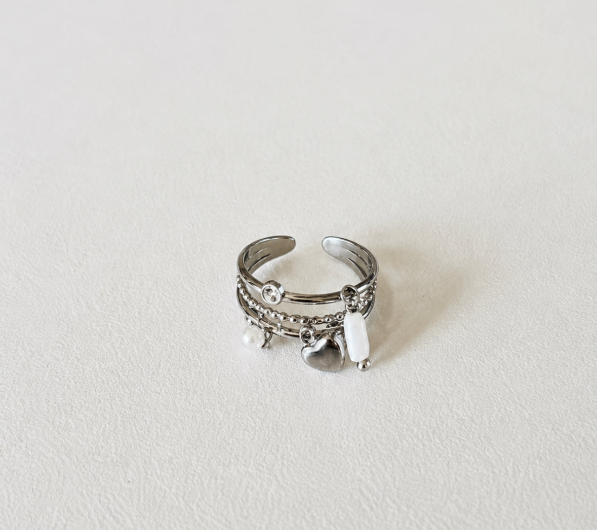 BAGUE Lya